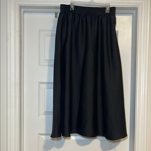 Dynamite Black Smocked A-Line Midi Skirt - Picture 1 of 3